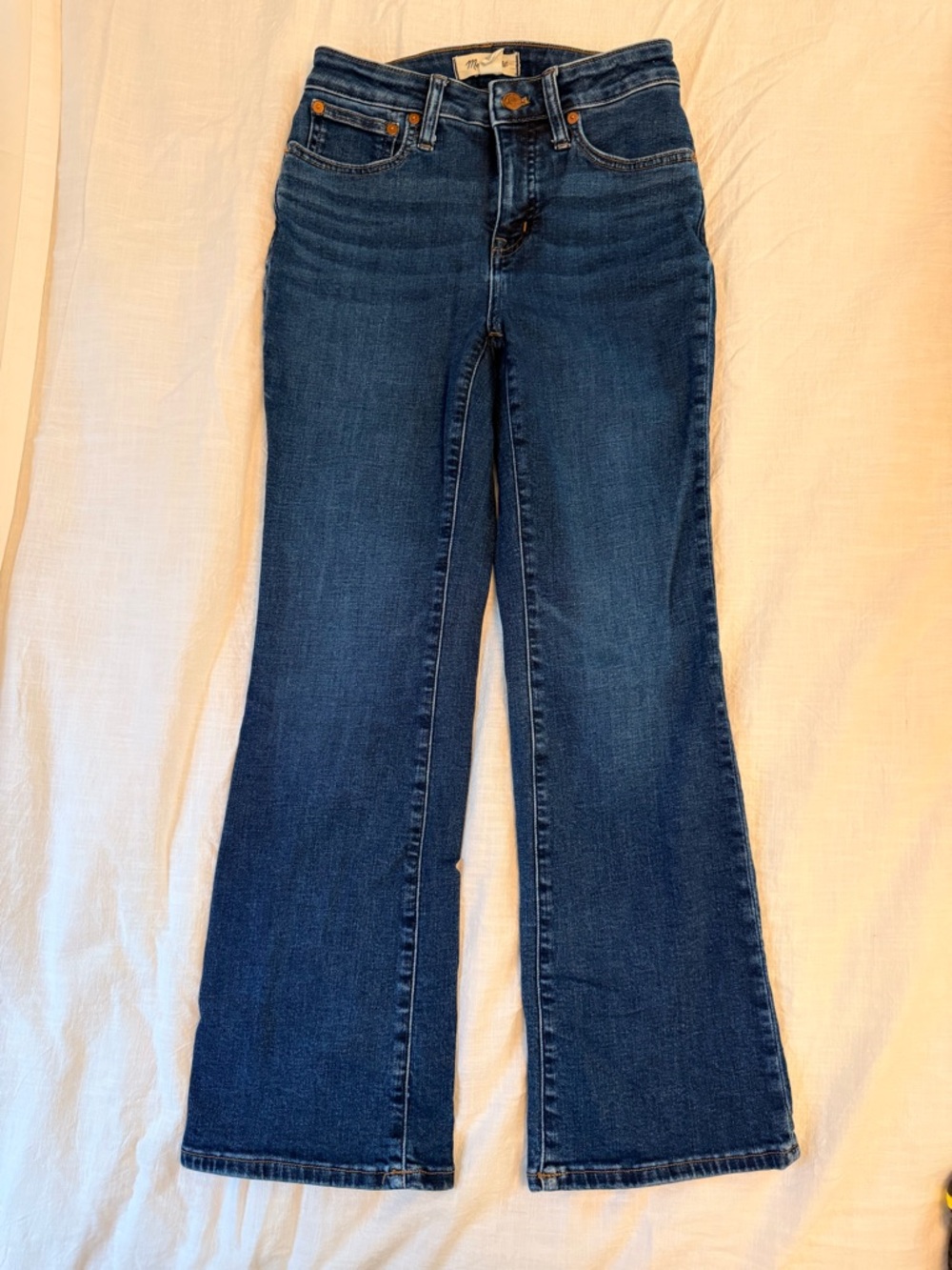 Madewell Curvy Kick Out Crop Jeans    Size 25 Short